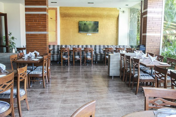 Kailash Parbat Hotel Lonavala Restaurant